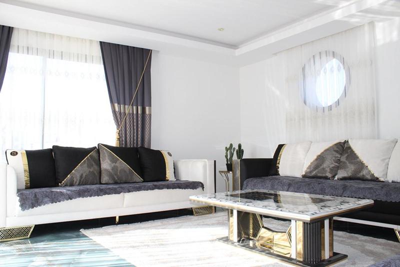 Villa - 180 m² - 7 pièces