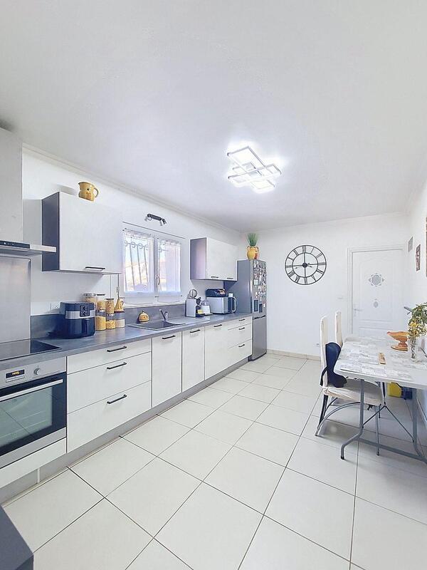 Villa - 116 m² - 5 pièces