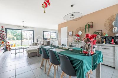 Pavillon - 87 m² - 5 pièces