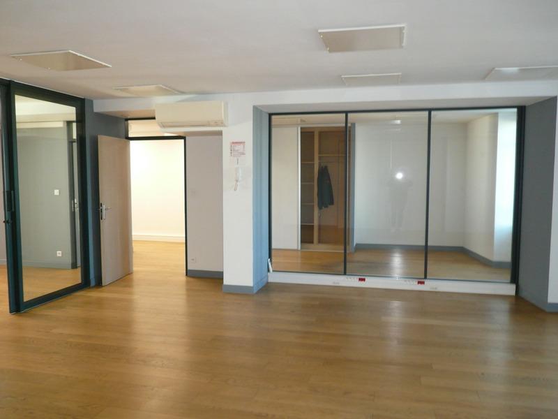 Bureau - 125 m² - 3 pièces