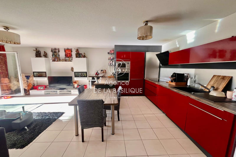 Appartement - 66 m² - 3 pièces