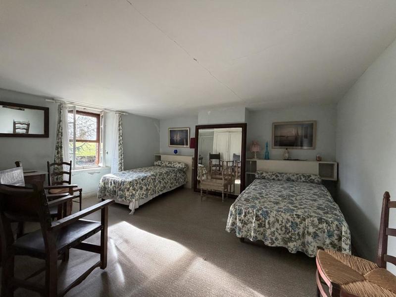 Maison - 174 m² - 7 pièces