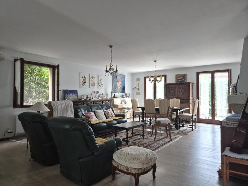 Maison - 135 m² - 6 pièces