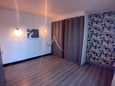 Maison - 177 m² - 6 pièces