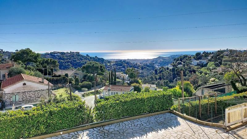 Maison - 143 m² - 6 pièces