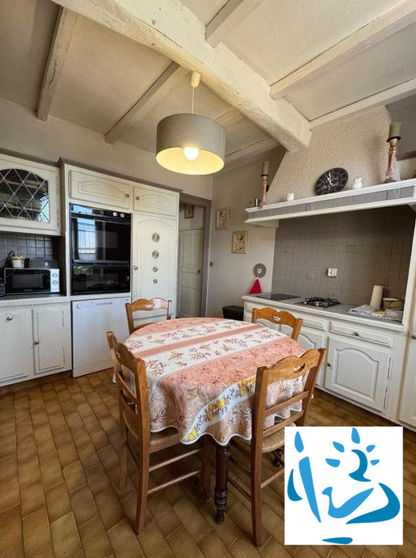 Maison - 150 m² - 8 pièces