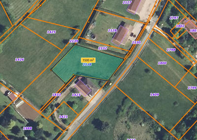 Terrain constructible - 1 500 m²