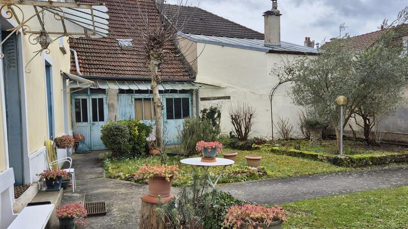 Maison - 161 m² - 6 pièces