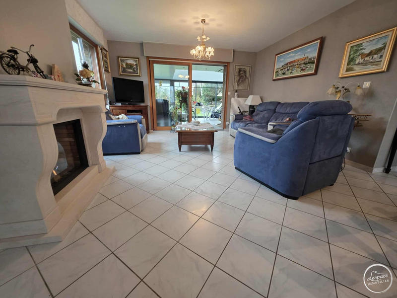 Maison - 185 m² - 6 pièces