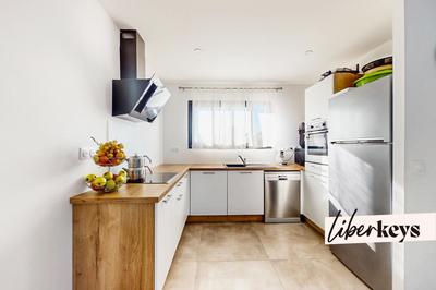 Maison - 110 m² - 4 pièces