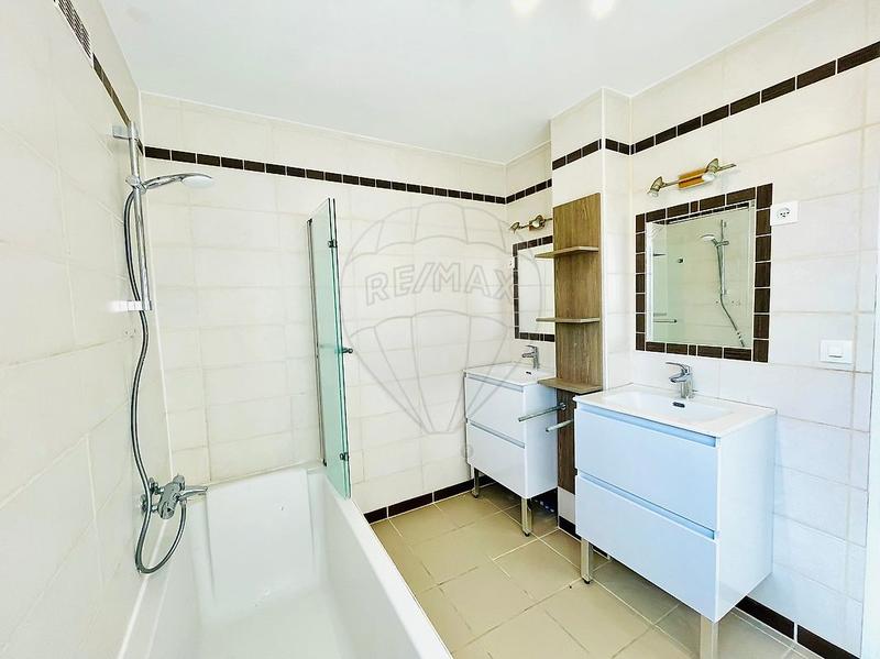 Appartement - 82 m² - 4 pièces