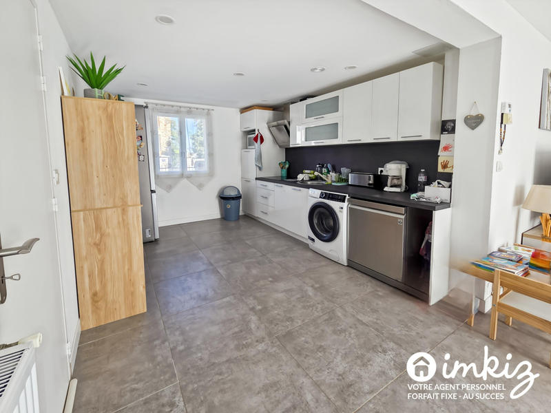 Maison - 94 m² - 5 pièces