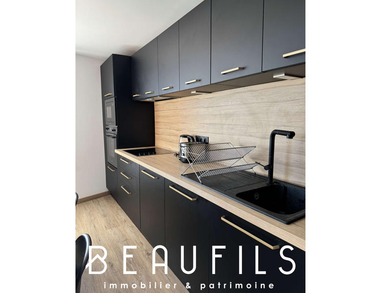 Appartement - 93 m² - 4 pièces