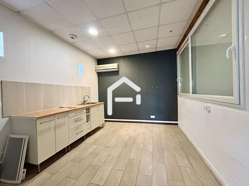 Local d'activités - 45 m²