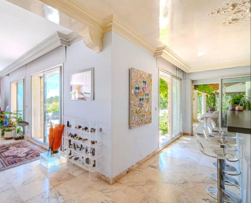 Demeure - 260 m² - 7 pièces