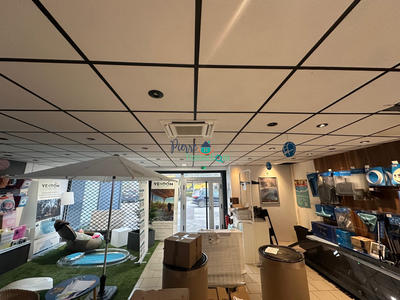 Local commercial - 170 m² - 2 pièces