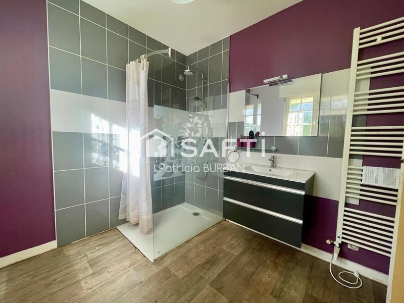 Maison - 144 m² - 7 pièces