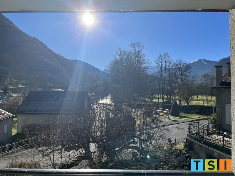 Maison - 260 m² - 12 pièces