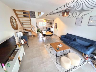 Maison contemporaine - 113 m² - 6 pièces