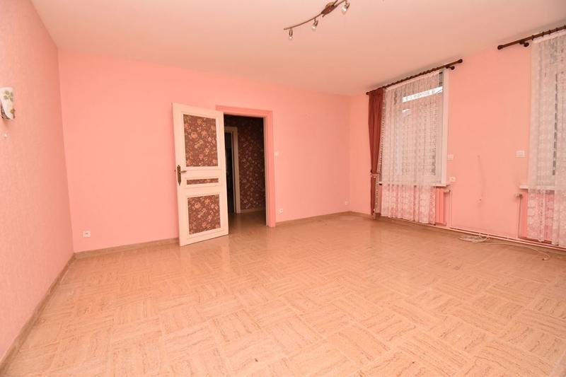 Maison de village - 112 m² - 6 pièces