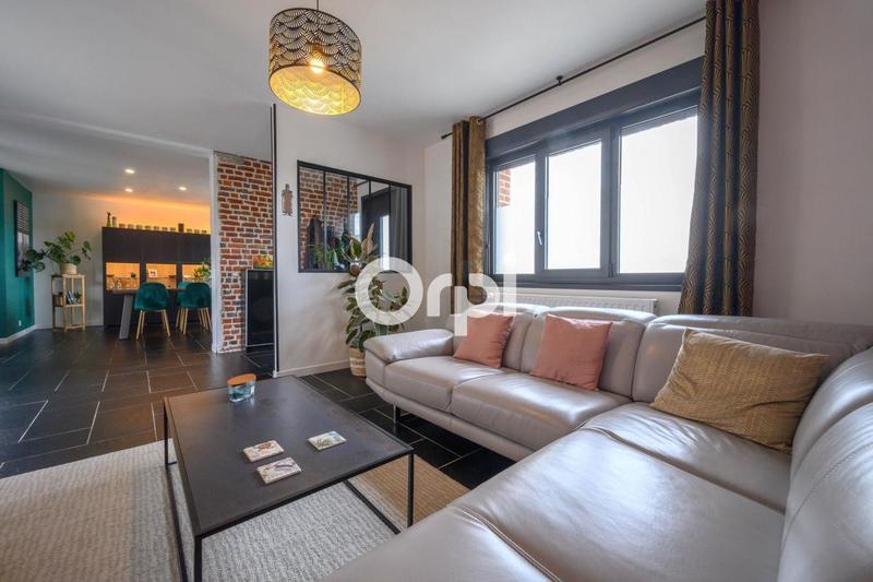 Maison - 140 m² - 5 pièces