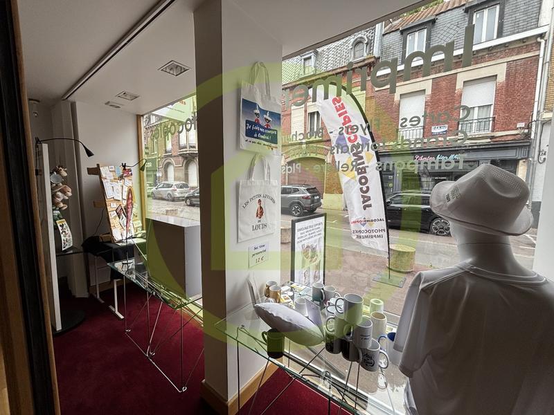 Local d'activités - 120 m² - 2 pièces