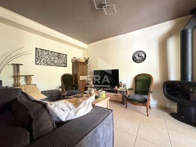 Maison - 93 m² - 4 pièces