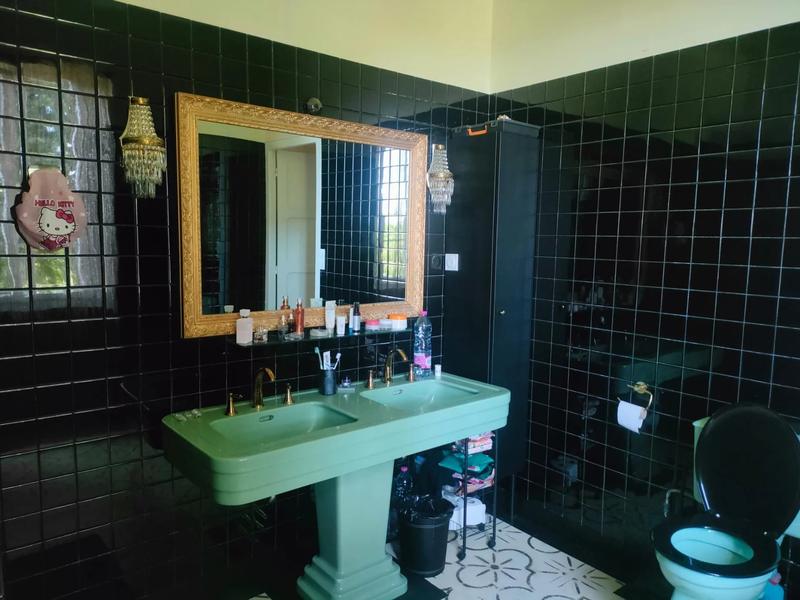 Maison chambre d'hôtes - 217 m² - 8 pièces