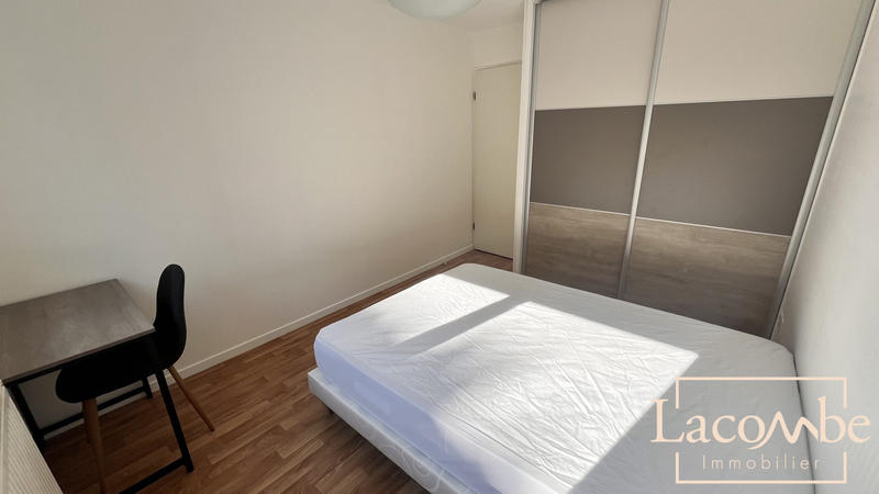 Appartement - 121 m² - 6 pièces