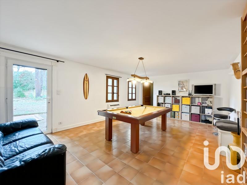 Maison - 216 m² - 7 pièces