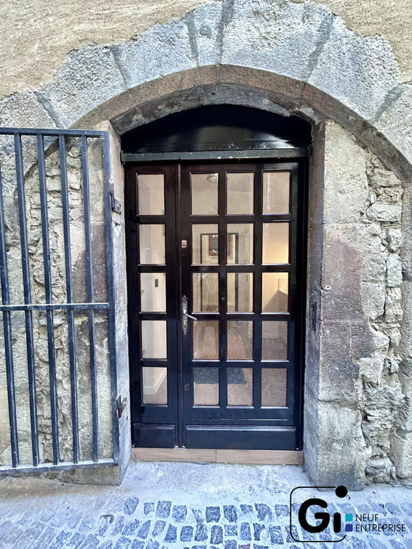 Bureau - 21 m² - 2 pièces