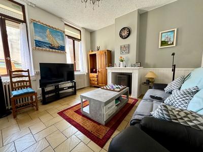 Maison - 102 m² - 4 pièces