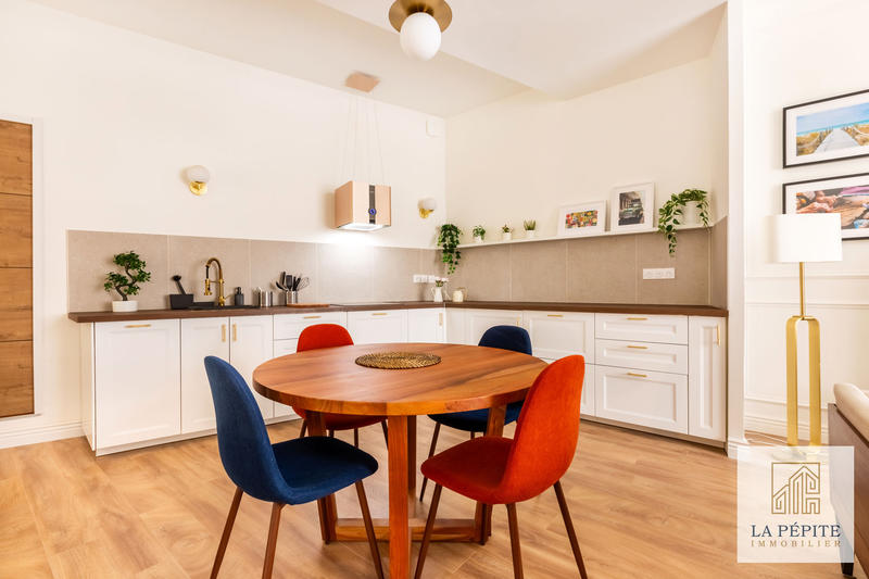 Appartement - 75 m² - 3 pièces