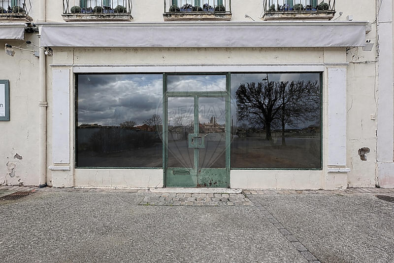 Local commercial - 106 m² - 2 pièces