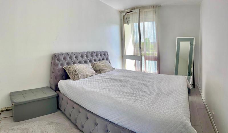 Appartement - 104 m² - 5 pièces