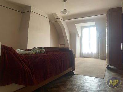 Maison - 121 m² - 5 pièces