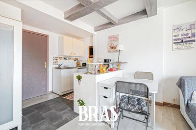 Studio - 24 m² - 1 pièce