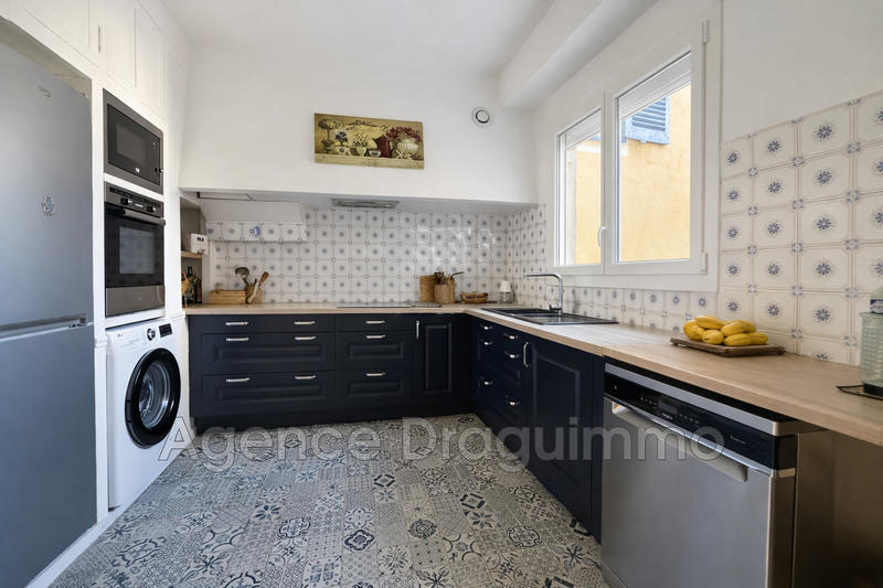 Appartement - 120 m² - 5 pièces