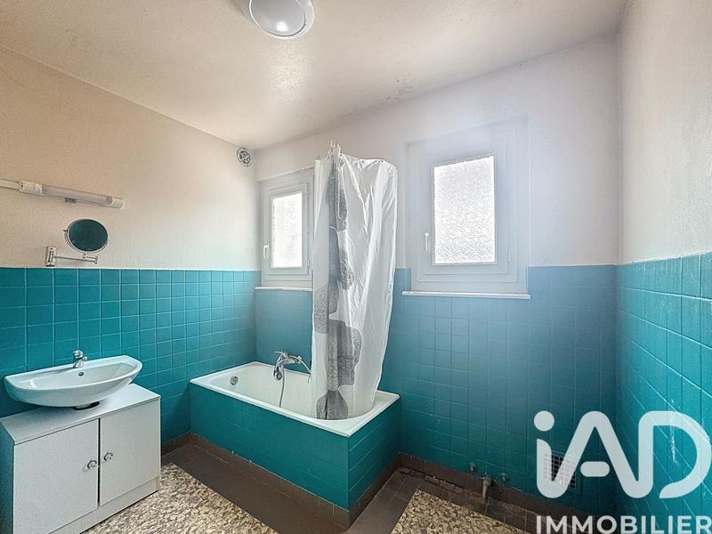 Maison - 163 m² - 9 pièces