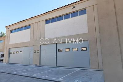 Local d'activités - 240 m²