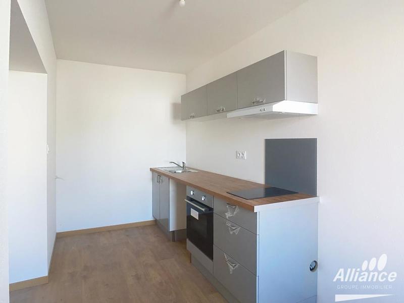 Maison de village - 400 m² - 14 pièces