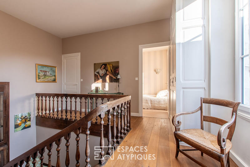 Maison - 338 m² - 11 pièces