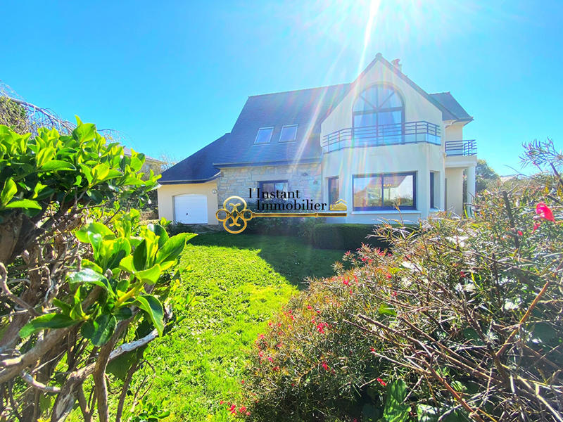 Maison - 140 m² - 6 pièces