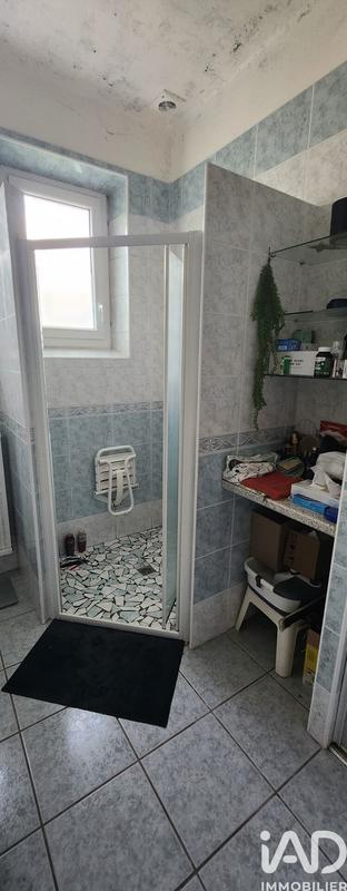 Maison - 270 m² - 6 pièces