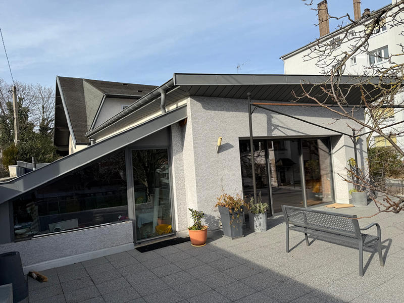 Maison - 357 m² - 9 pièces