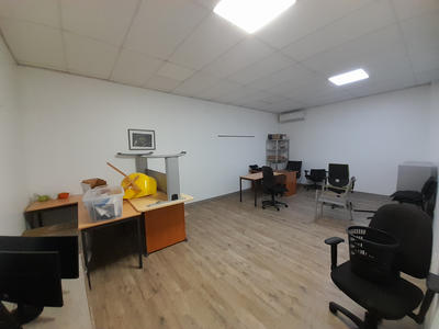 Bureau - 158 m²