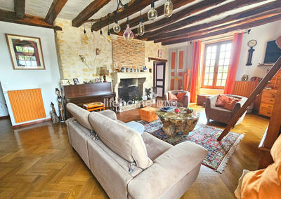 Maison traditionnelle - 170 m² - 6 pièces