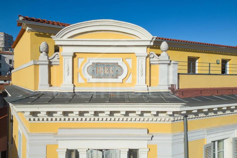 Penthouse - 322 m² - 7 pièces