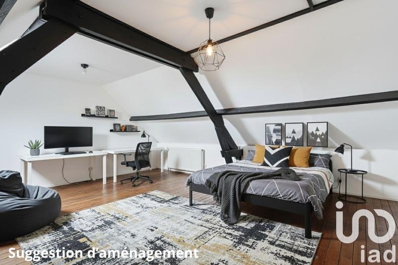 Maison - 220 m² - 10 pièces