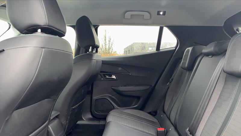 Peugeot 2008 136 50 kWh Allure
